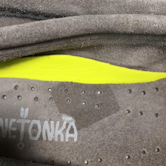 Minnetonka Kilty Plus‎ Hard sole Moccasins Gray Suede Women's Size 6 - Picture 12 of 12